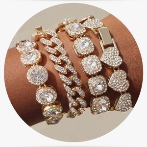 NWT 4PCS Gold Bracelets